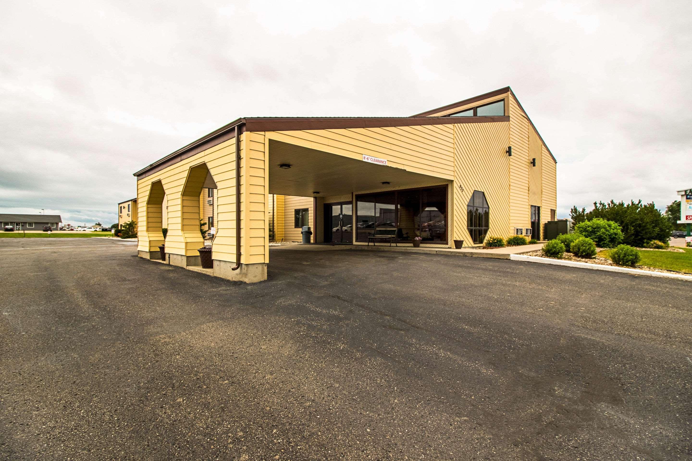 Econo Lodge Watertown Exterior foto