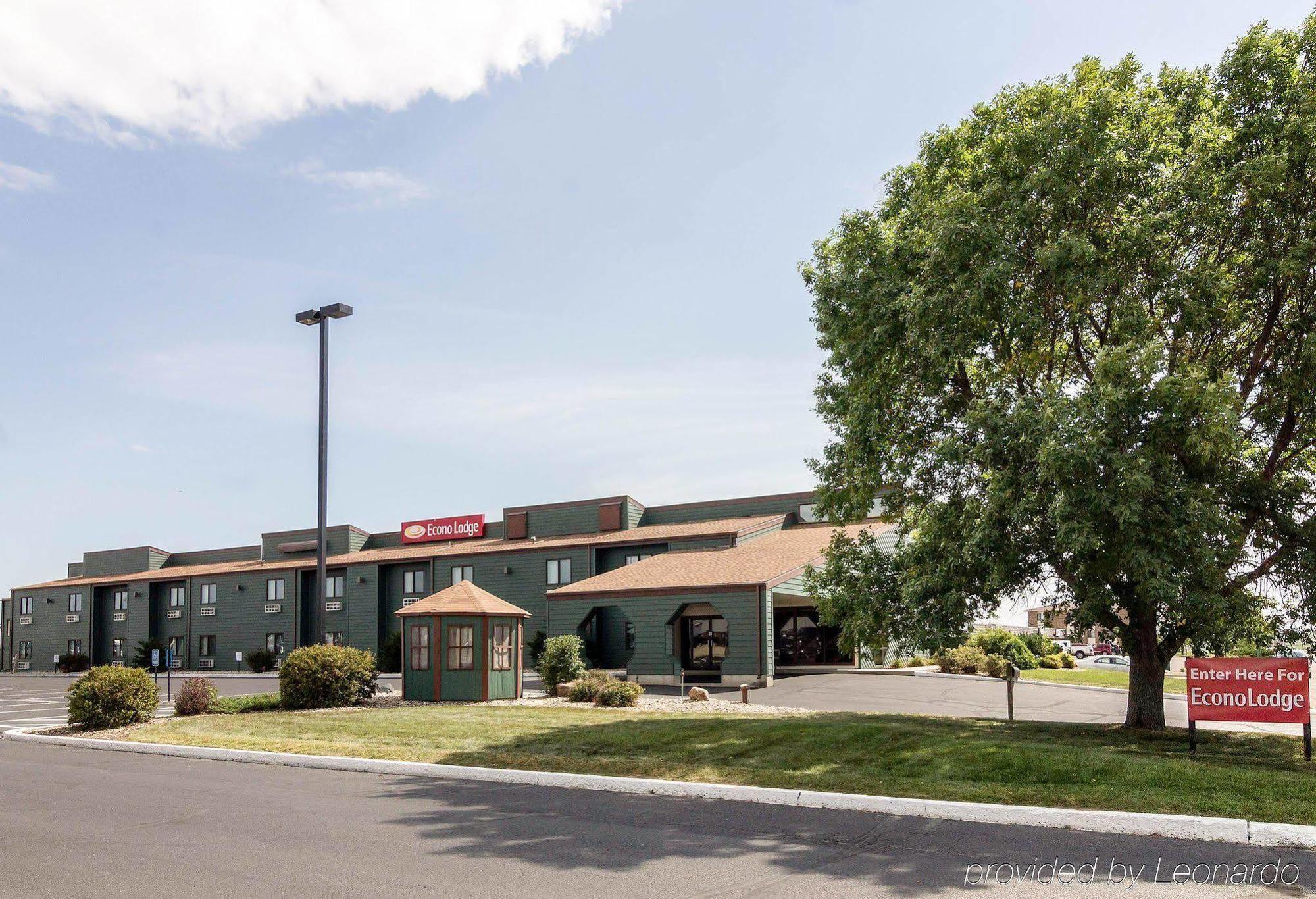 Econo Lodge Watertown Exterior foto