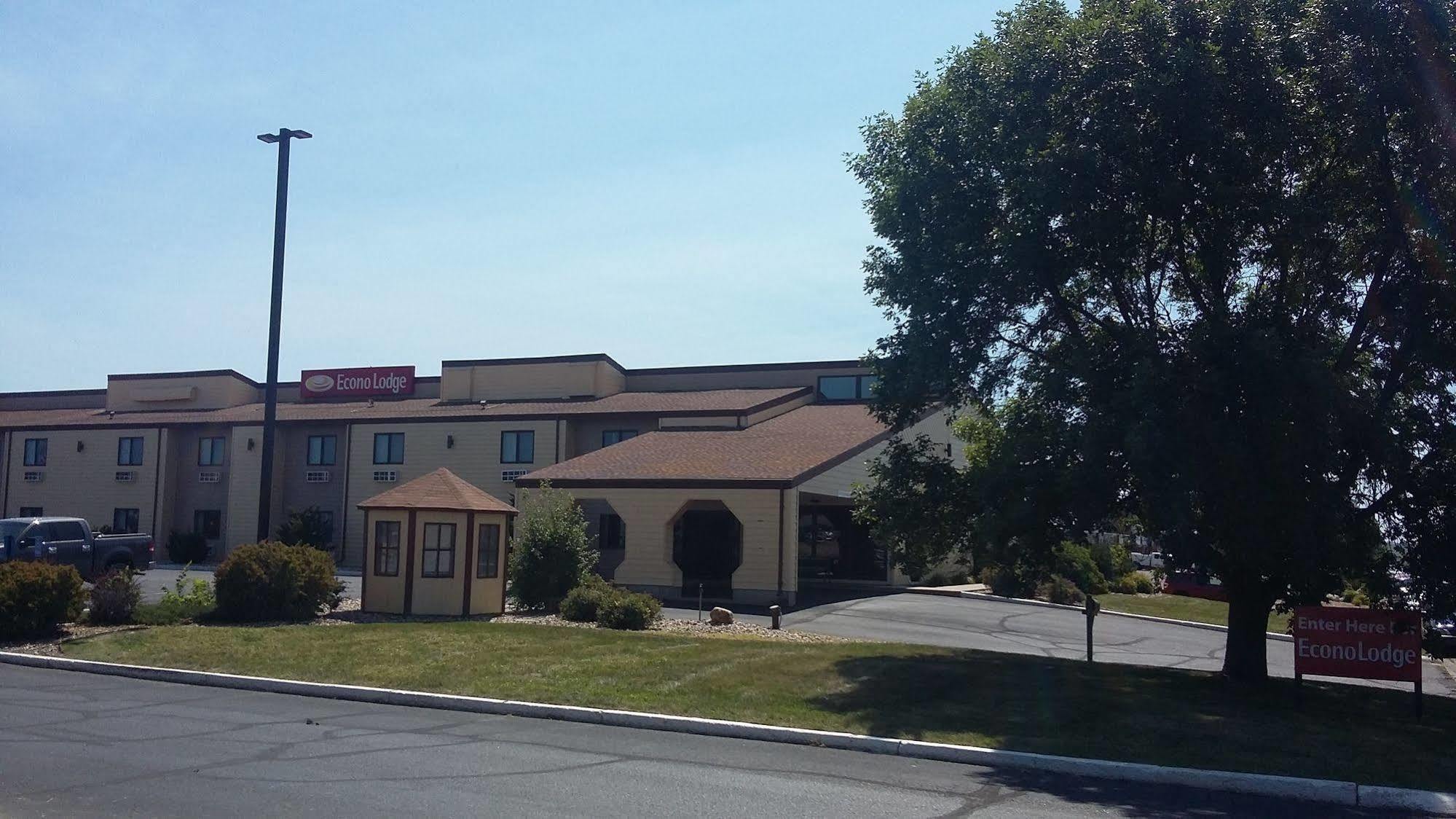 Econo Lodge Watertown Exterior foto